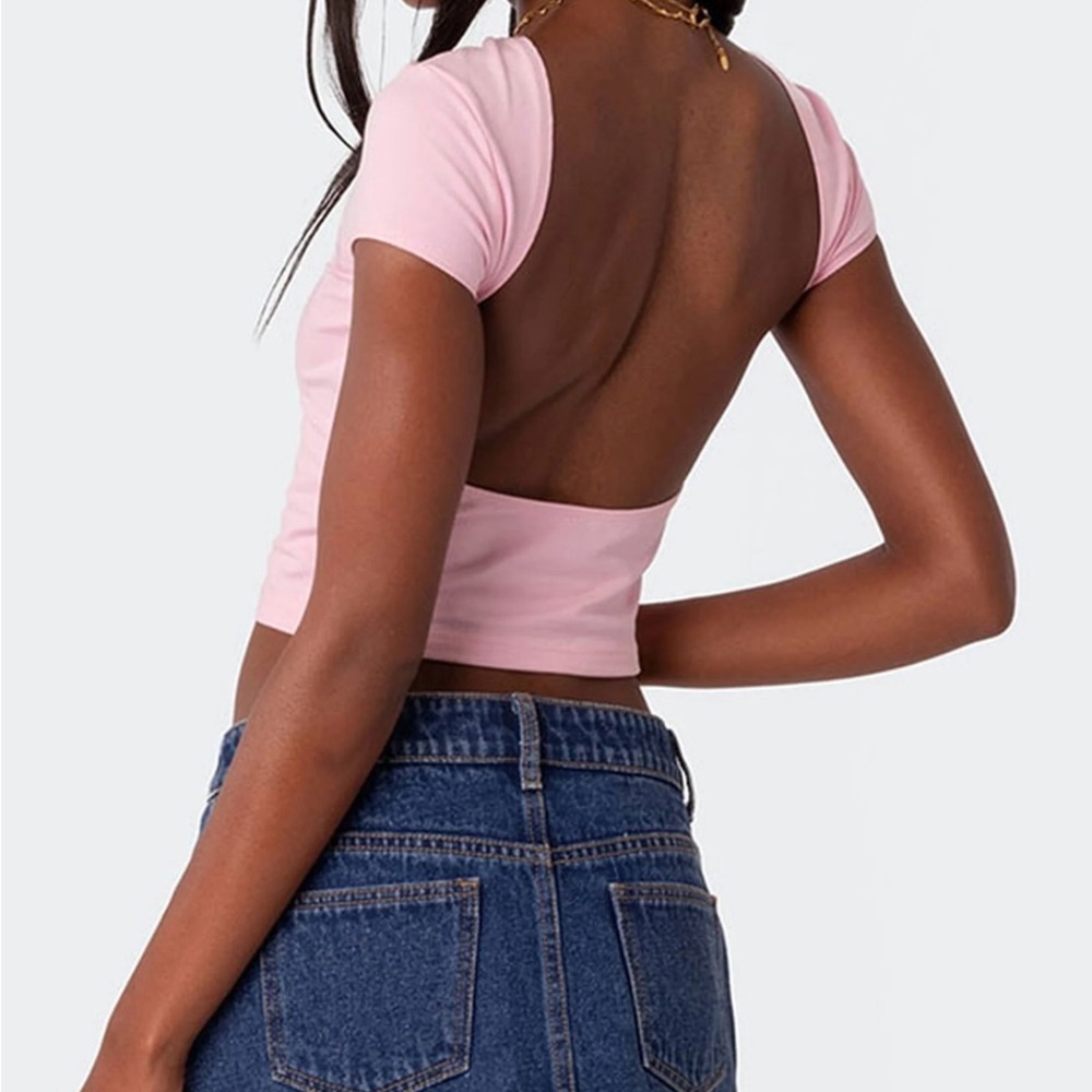 Edikted Bambi Open-Back Top - Light pink